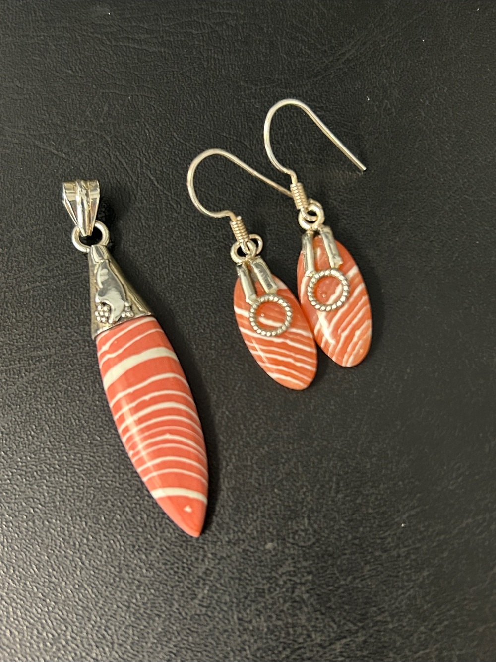 Sterling Silver Spiney Oyster Pendant and Earrings Set